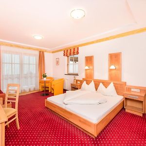 Familien-Zimmer